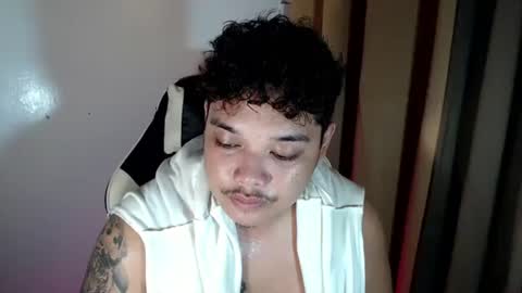 Snapshot of urmilky_shooterxx chatting on 13, 10, 2025 Drei online show from 13, 10, 2025