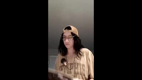 Snapshot of urmomalexx chatting on 31, 5, 2026 urmomalexx online show from 31, 5, 2026