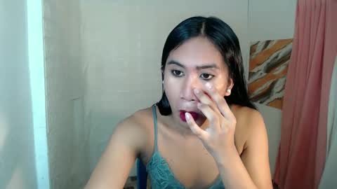 Snapshot of urnaughty_navea18 chatting on 8, 3, 2025 Navea online show from 8, 3, 2025