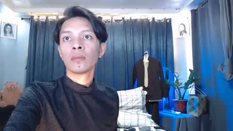 Mel online show from 28, 2, 2025