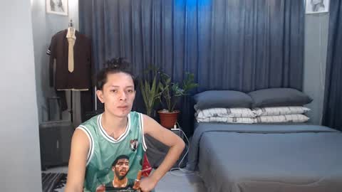 Mel online show from 3, 3, 2025