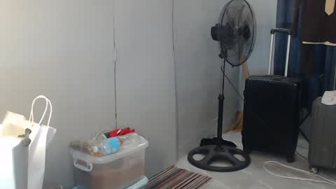 Mel online show from 5, 3, 2025