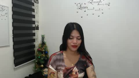 Snapshot of urpreciouspinayxxx chatting on 14, 12, 2024 hi im kim online show from 14, 12, 2024