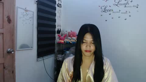 Snapshot of urpreciouspinayxxx chatting on 14, 1, 2025 hi im kim online show from 14, 1, 2025