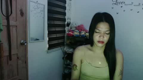 Snapshot of urpreciouspinayxxx chatting on 4, 2, 2025 hi im kim online show from 4, 2, 2025