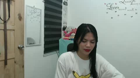 Snapshot of urpreciouspinayxxx chatting on 9, 2, 2025 hi im kim online show from 9, 2, 2025