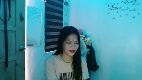 Snapshot of urpreciouspinayxxx chatting on 20, 2, 2025 hi im kim online show from 20, 2, 2025