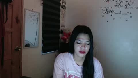 Snapshot of urpreciouspinayxxx chatting on 2, 3, 2025 hi im kim online show from 2, 3, 2025