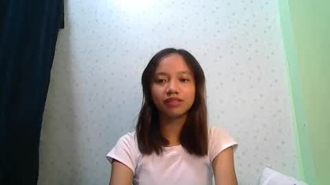 Snapshot of urshamegirl4you chatting on 2, 12, 2025 Your LUNA online show from 2, 12, 2025