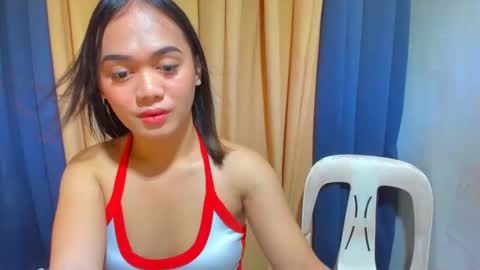 urslutty_mayie online show from 16, 4, 2026