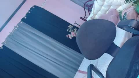 UrSweetBbGirl online show from 26, 6, 2026