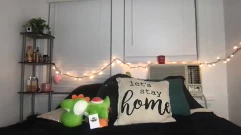 Lily online show from 12, 11, 2025