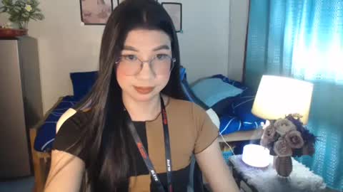 Snapshot of urwetasianprincessxx chatting on 23, 1, 2025 Ashley Kate Mateo Gray online show from 23, 1, 2025