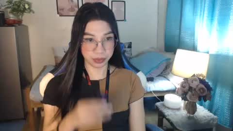 Snapshot of urwetasianprincessxx chatting on 5, 2, 2025 Ashley Kate Mateo Gray online show from 5, 2, 2025