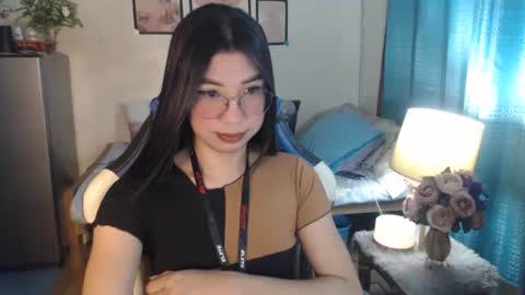 Snapshot of urwetasianprincessxx chatting on 13, 2, 2025 Ashley Kate Mateo Gray online show from 13, 2, 2025