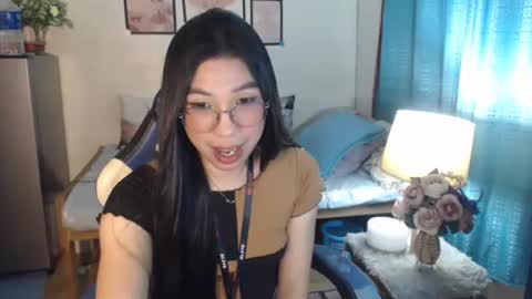 Snapshot of urwetasianprincessxx chatting on 19, 2, 2025 Ashley Kate Mateo Gray online show from 19, 2, 2025