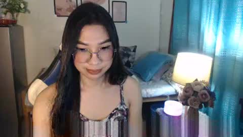 Snapshot of urwetasianprincessxx chatting on 4, 3, 2025 Ashley Kate Mateo Gray online show from 4, 3, 2025