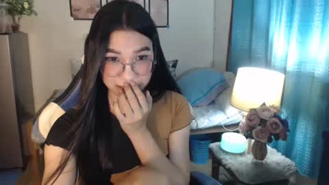 Snapshot of urwetasianprincessxx chatting on 9, 3, 2025 Ashley Kate Mateo Gray online show from 9, 3, 2025