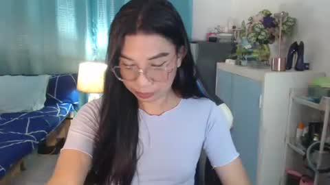 Snapshot of urwetasianprincessxx chatting on 9, 9, 2025 Ashley Kate Mateo Gray online show from 9, 9, 2025