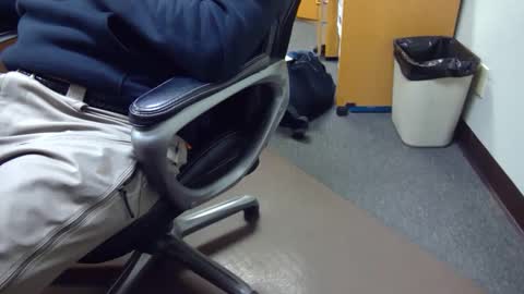 useemie online show from 15, 1, 2025