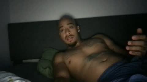 Snapshot of usermaneee589 chatting on 1, 11, 2025 usermaneee589 online show from 1, 11, 2025