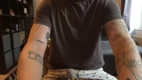 Snapshot of uwantitno chatting on 20, 2, 2025 uwantitno online show from 20, 2, 2025