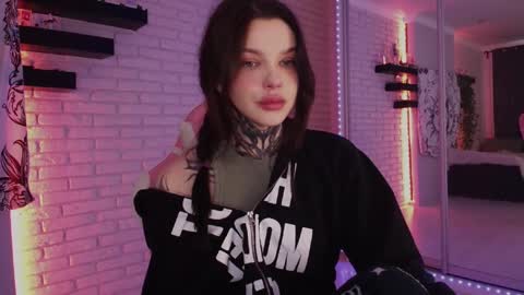 Eva online show from 16, 12, 2024