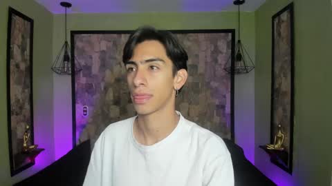 Snapshot of uyukie chatting on 15, 9, 2025 UYUKIE online show from 15, 9, 2025