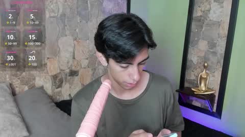 Snapshot of uyukie chatting on 17, 9, 2025 UYUKIE online show from 17, 9, 2025