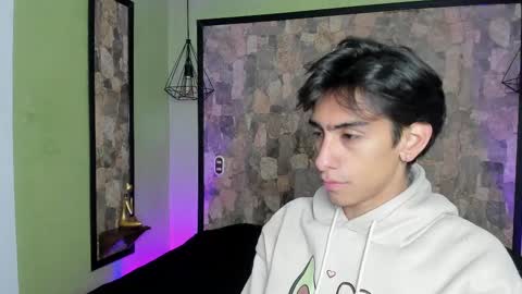 Snapshot of uyukie chatting on 28, 9, 2025 UYUKIE online show from 28, 9, 2025