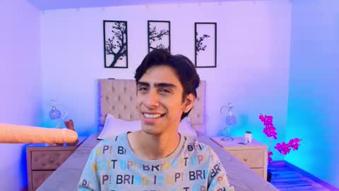 Snapshot of uyukie chatting on 4, 10, 2025 UYUKIE online show from 4, 10, 2025