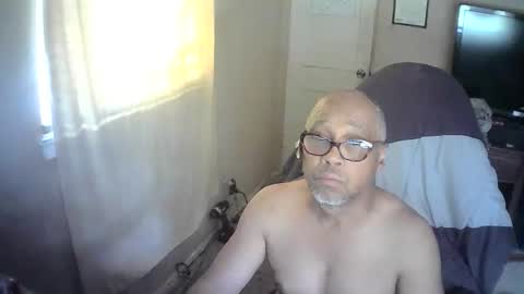 Snapshot of v49 chatting on 27, 5, 2026 V online show from 27, 5, 2026