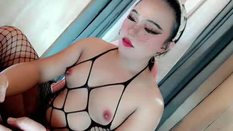 JESS - DONT FORGET TO FOLLOW ME AND GIVE ME THUMBS UP online show from 23, 11, 2025