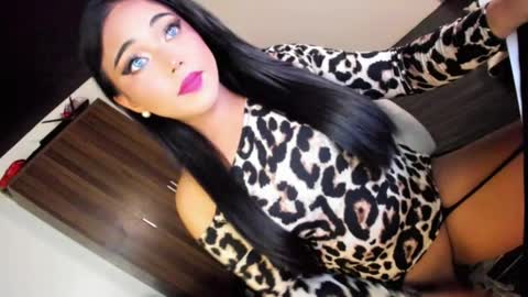 Snapshot of vae_sha chatting on 7, 6, 2026 JESS - DONT FORGET TO FOLLOW ME AND GIVE ME THUMBS UP online show from 7, 6, 2026
