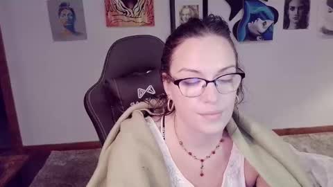 Snapshot of vagelicious chatting on 24, 10, 2025 vagelicious online show from 24, 10, 2025