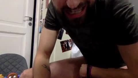 Snapshot of vaginko chatting on 29, 10, 2025 vaginko online show from 29, 10, 2025