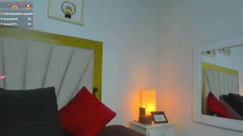 Snapshot of vahiolet_fuentes chatting on 10, 12, 2024 vahioleth online show from 10, 12, 2024