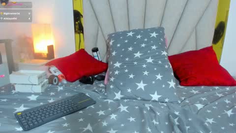 Snapshot of vahiolet_fuentes chatting on 11, 12, 2024 vahioleth online show from 11, 12, 2024