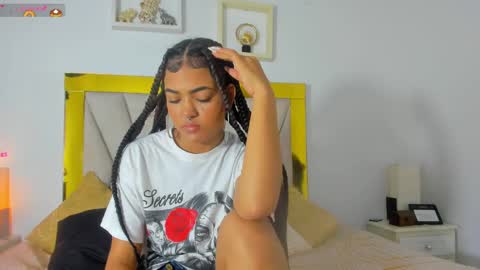 Snapshot of vahiolet_fuentes chatting on 6, 1, 2025 vahioleth online show from 6, 1, 2025