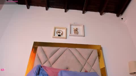 Snapshot of vahiolet_fuentes chatting on 14, 2, 2025 vahioleth online show from 14, 2, 2025