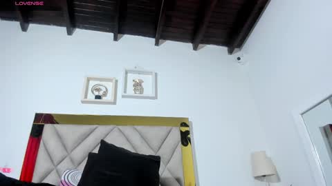 Snapshot of vahiolet_fuentes chatting on 19, 2, 2025 vahioleth online show from 19, 2, 2025