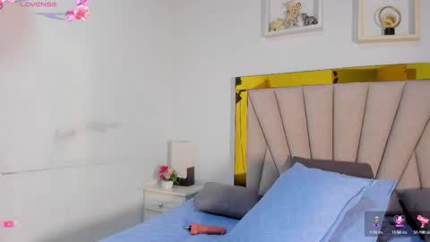 Snapshot of vahiolet_fuentes chatting on 27, 9, 2025 vahioleth online show from 27, 9, 2025