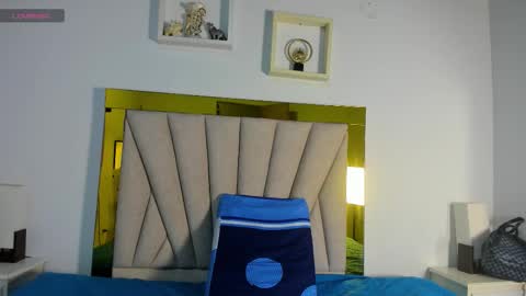 Snapshot of vahiolet_fuentes chatting on 19, 11, 2025 vahioleth online show from 19, 11, 2025