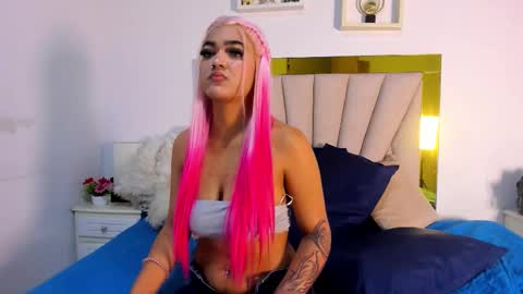 Snapshot of vahiolet_fuentes chatting on 22, 11, 2025 vahioleth online show from 22, 11, 2025