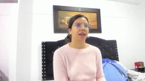 Vahiolet smith online show from 17, 12, 2025