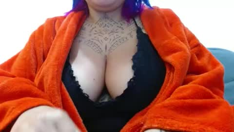 Vah Oliver online show from 30, 11, 2025