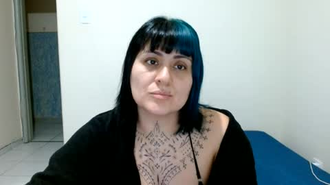 Snapshot of vaholiver chatting on 17, 7, 2026 Vah Oliver online show from 17, 7, 2026