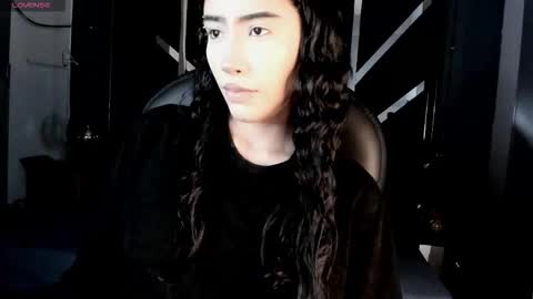 Vaioleth online show from 12, 1, 2026