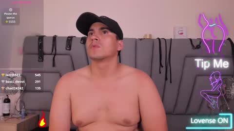 Samantha y Matt online show from 5, 10, 2025