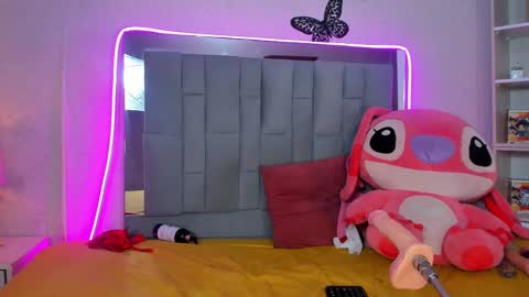 Snapshot of valen_scoott chatting on 12, 3, 2025 valen_scoott online show from 12, 3, 2025